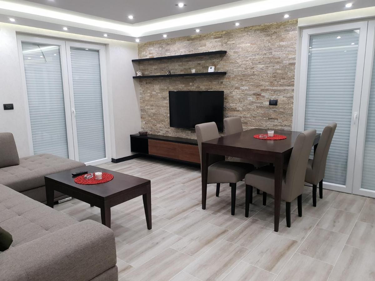 Divcibare Delux Apartman Esterno foto